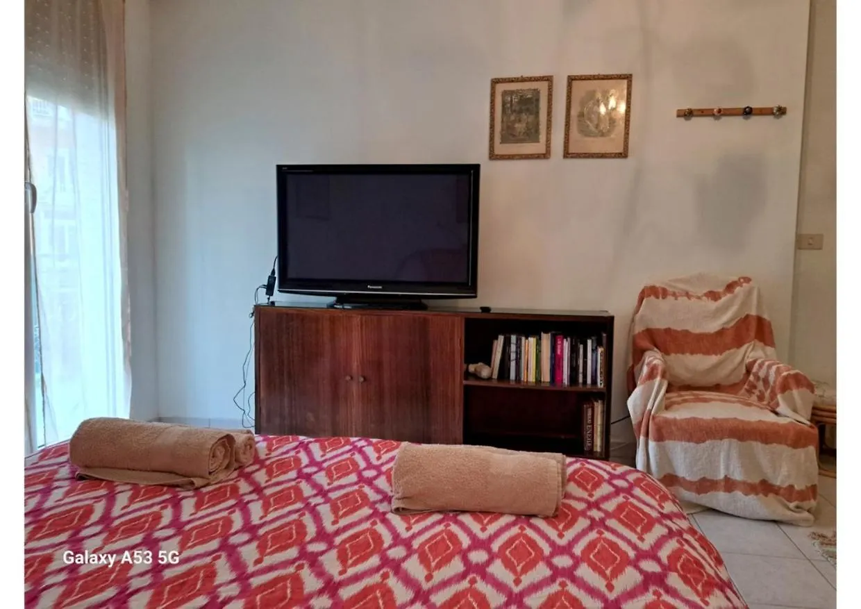 Centrale Vicino Spiagge E Ciclabile + Box-Auto ! Apartment Arma di Taggia